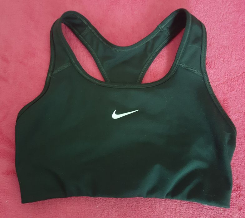 Дамско спортно бюстие Nike Dri-Fit,размер S