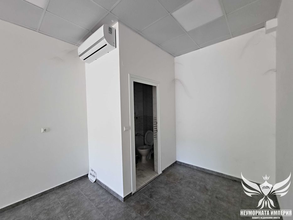 Дава се под наем Магазин в Асеновград - 37 кв.м за 262 € - Снимка #2