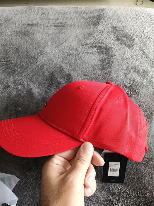 Tommy Hilfiger flag șapcă unisex culoare rosie cu logo discret mic brodat OS noua originala