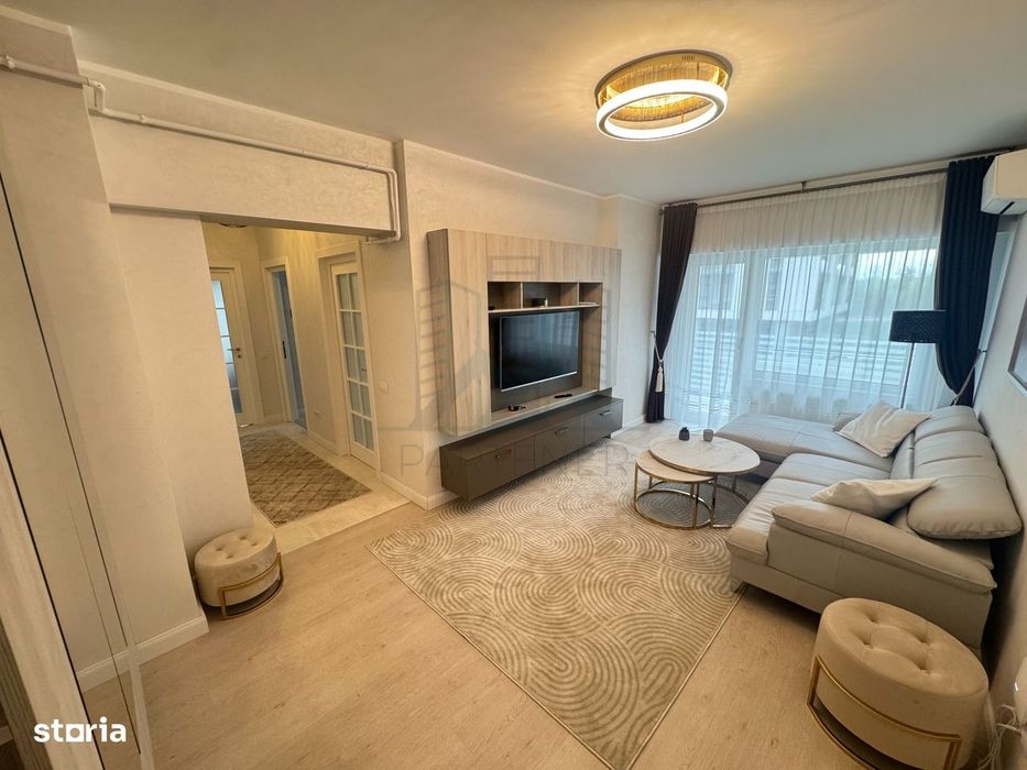 Apartament 2 camere Royal Town 64 mp, loc de parcare, mobilat lux