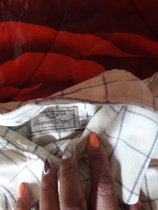 Чисто нови мъжки ризи