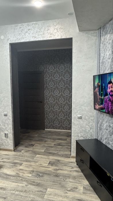 Продается 3 комнатная сталинка