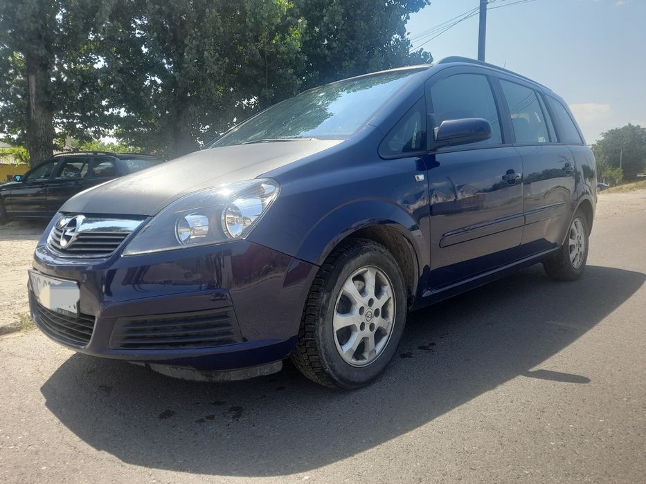 Opel Zafira B 2006 1.8 b 140cai adus Germania inm Ro impecabil