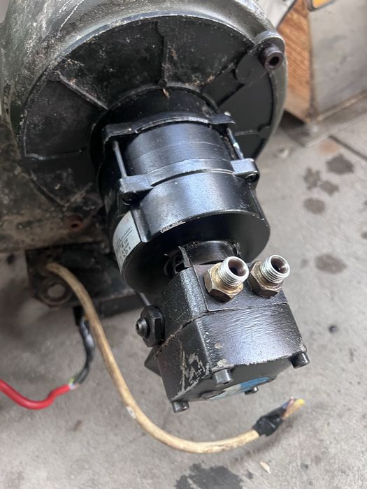 Нафтова горелка става за котел, печка и може да се направи на масло