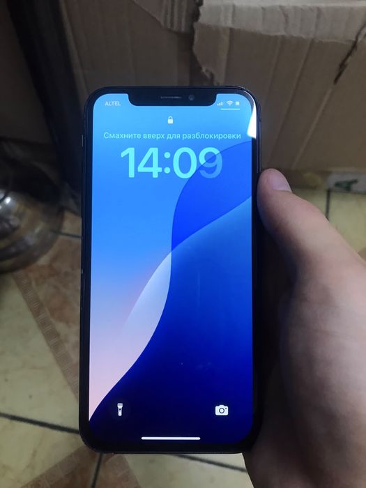 Продам айфон хс 64гб