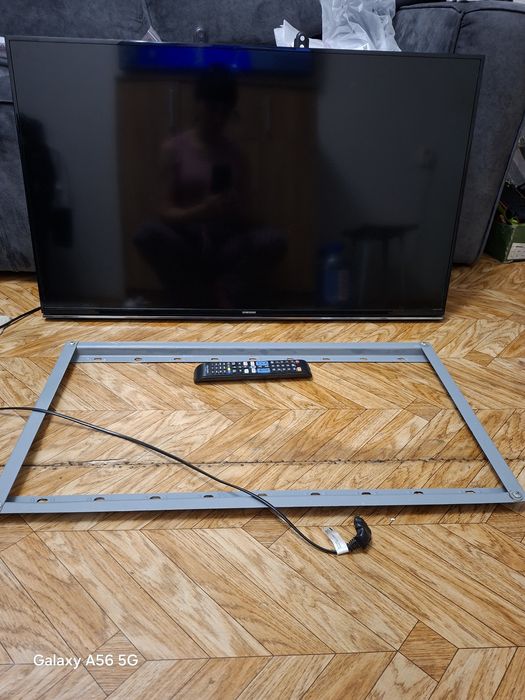 Продам телевизор SAMSUNG