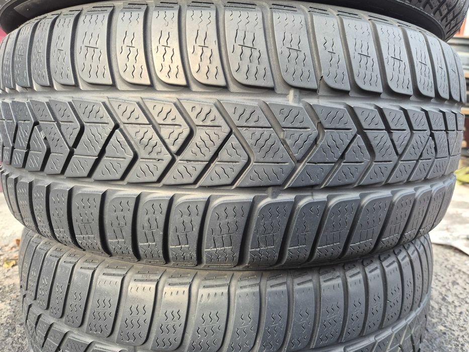 4 Anvelope de IARNA - 225/45/18 95H - PIRELLI Sottozero Winter - Stare F BUNA - DOT 2020 !