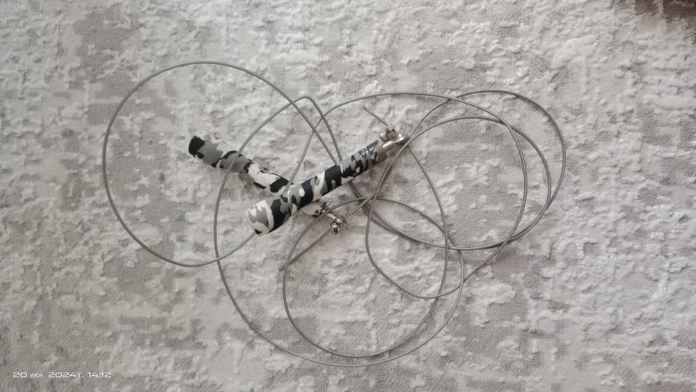 Продам скакалку с чехлом