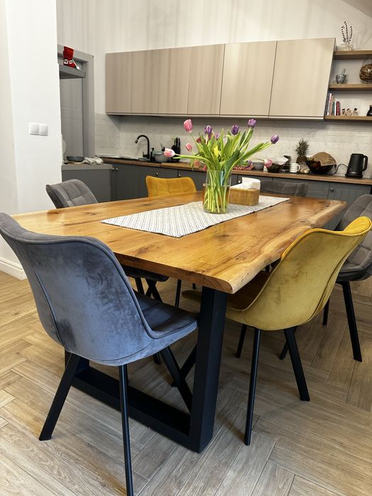 Masa din lemn masiv-stejar