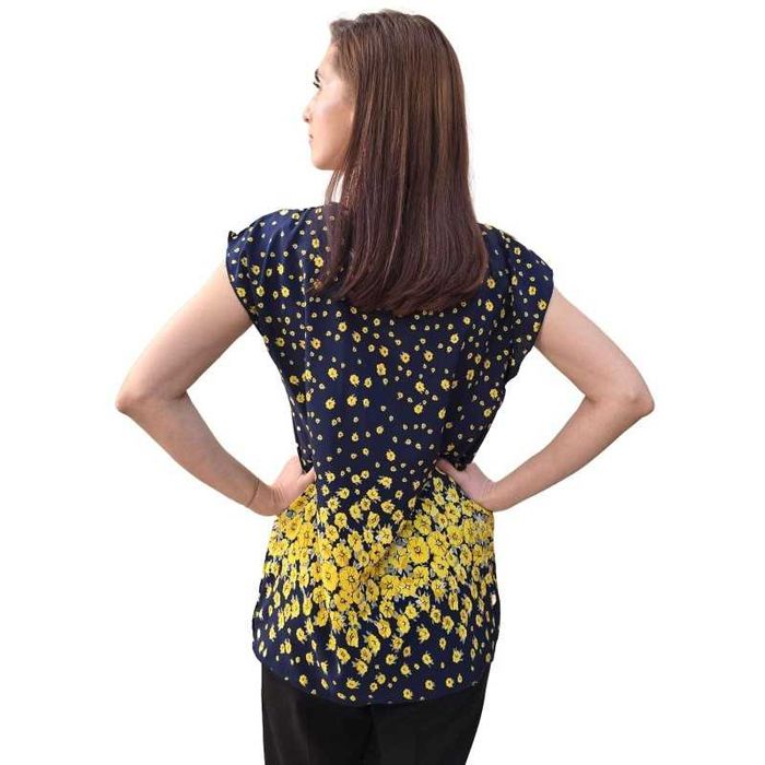 Bluza bleu-marine.