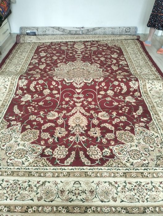 Продам ковер в отличном состоянии