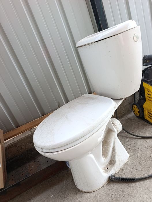 Продам унитаз бу