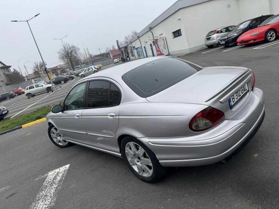 Vand Jaguar 2.0 diesel  stare foarte buna