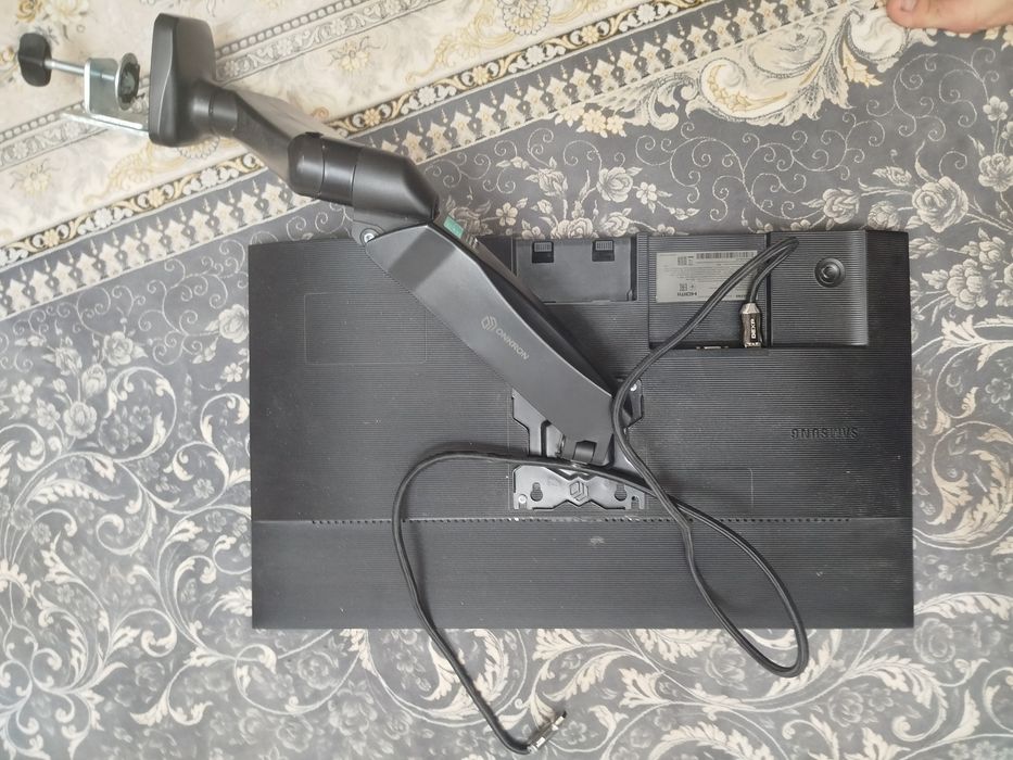 Монитор Samsung 60гц