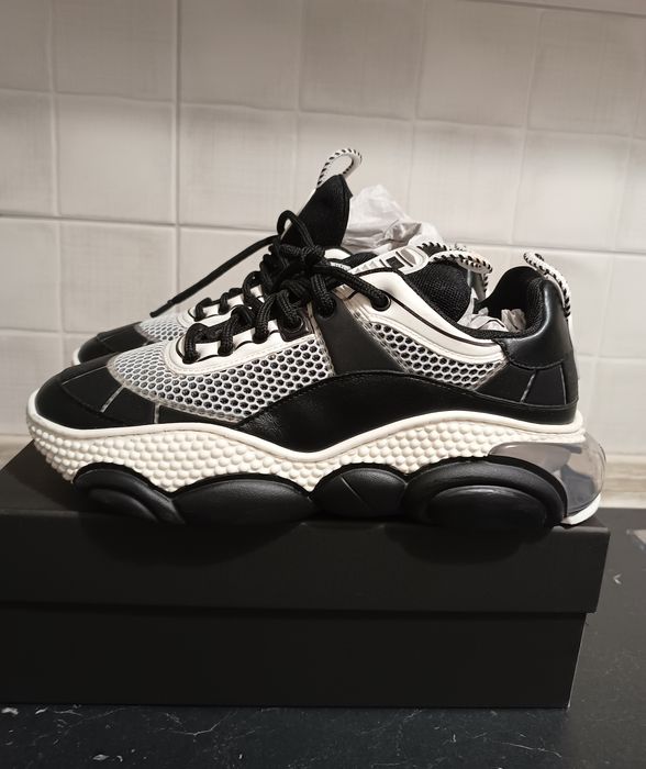 Vând Adidași Moschino Originali nr. 44