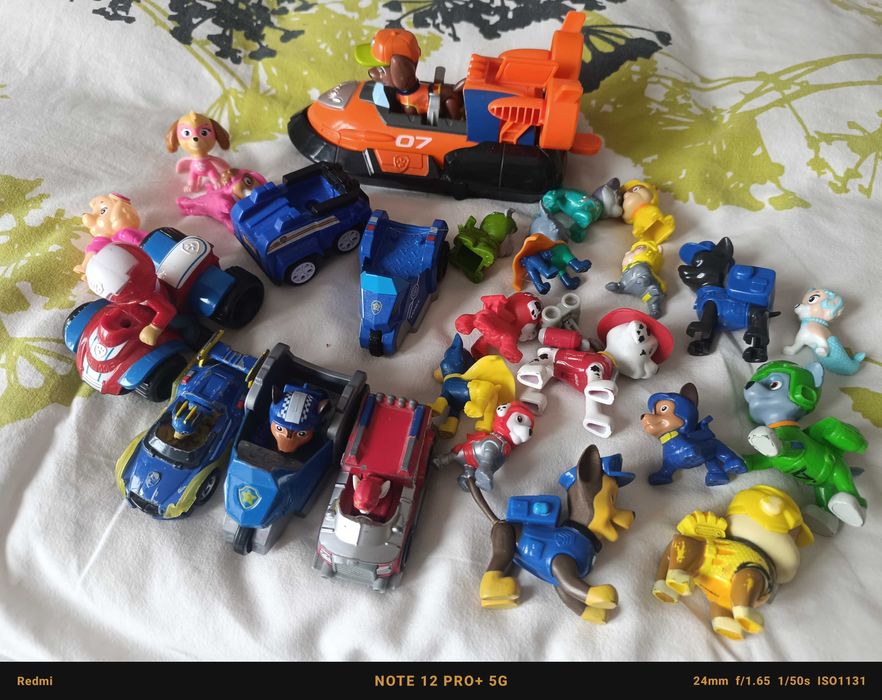 Paw Patrol mașini și figurine