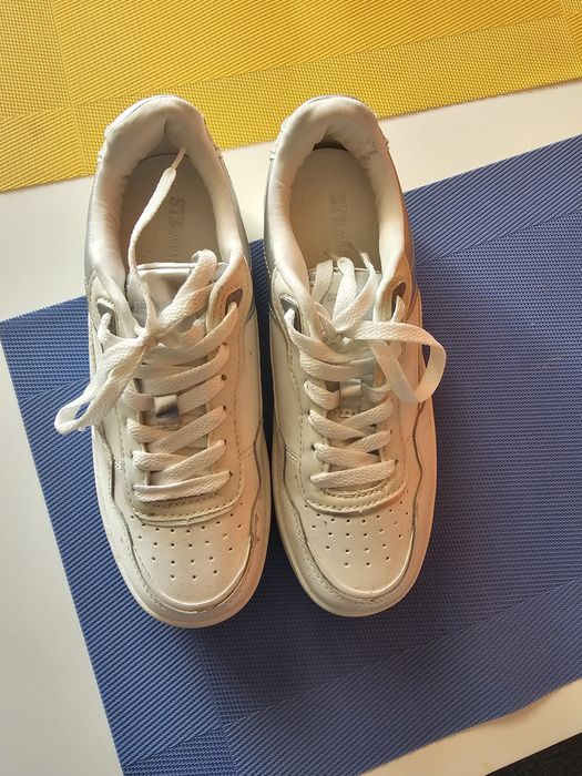 Adidasi noi Stradivarius 36