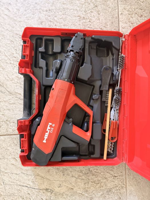 Pistol implantat cuie beton si metal HILTI DX6