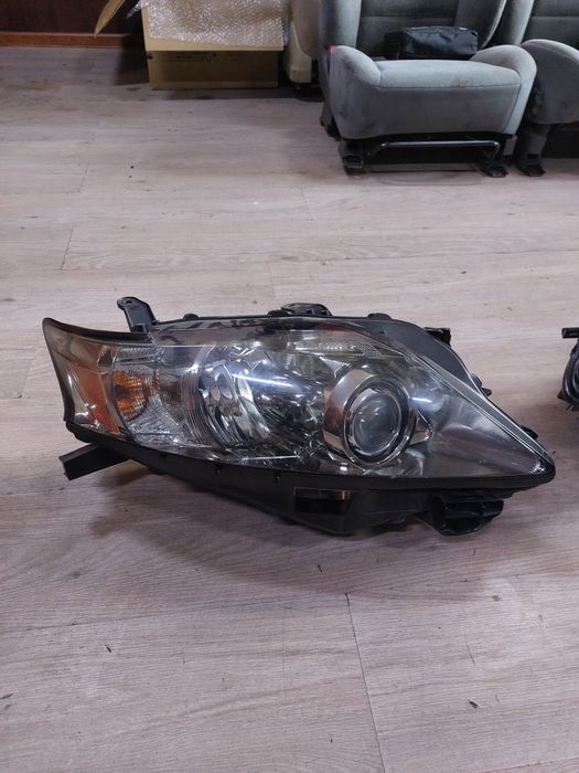 Фары на Lexus RX