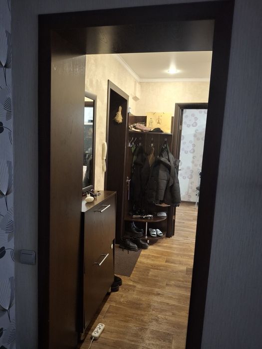 Продам 2 ух комнатную квартиру