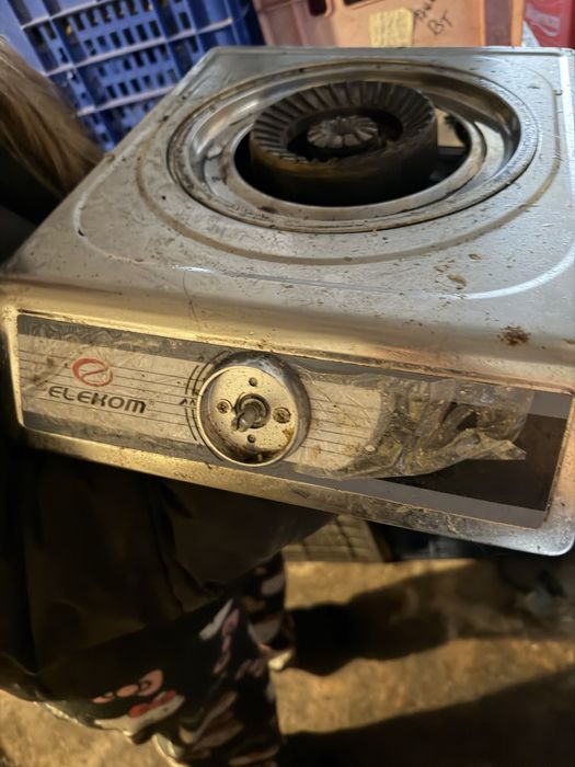 Газов котлон с всички части само трьбва да се вземе копче