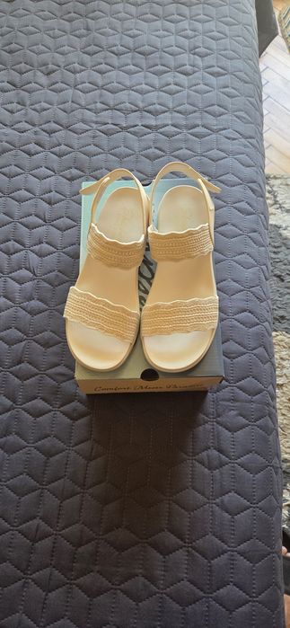 Сандали Skechers
