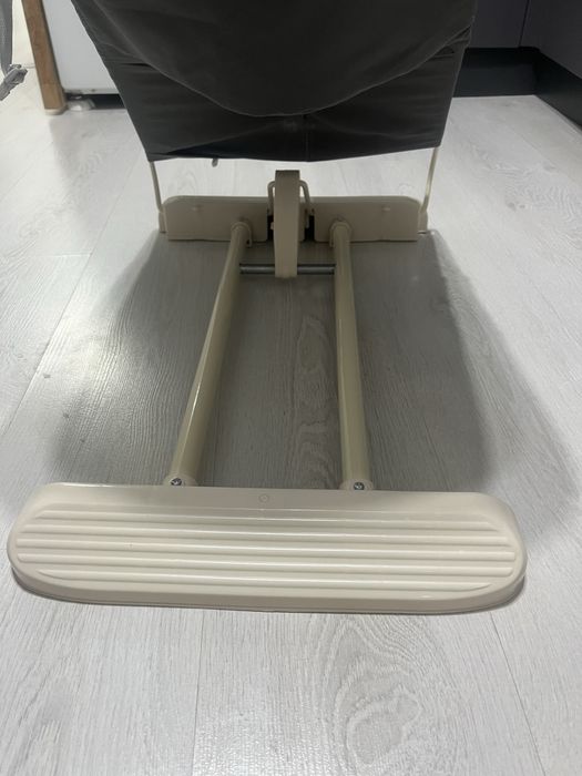 Продам шезлонг в хорошом состоянии