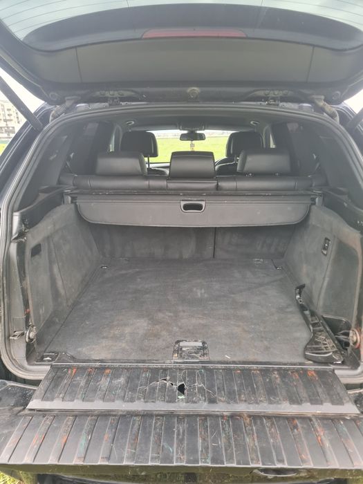 Dezmembrez bmw x5 E70 2010 3.0