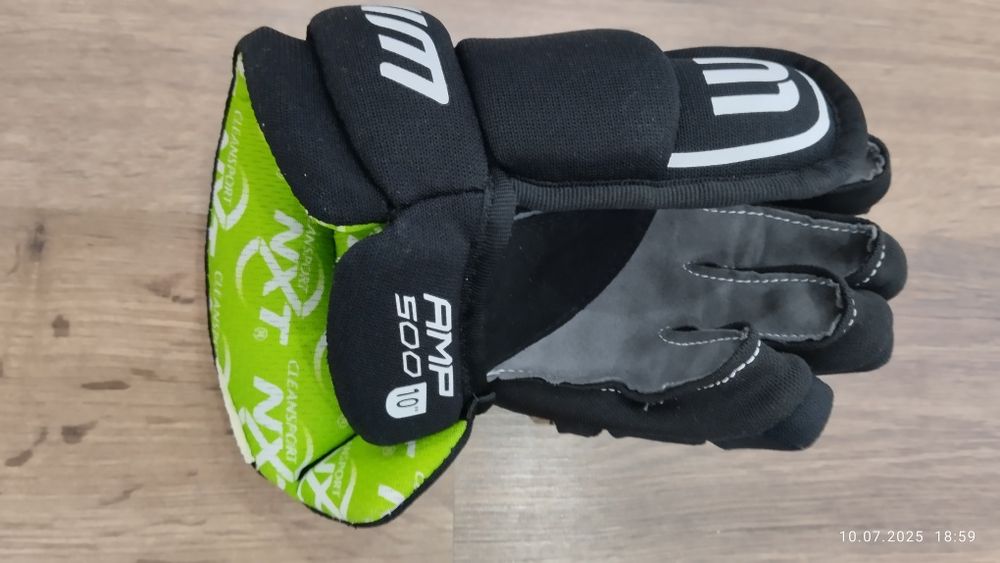 Полная хоккейная экипировка