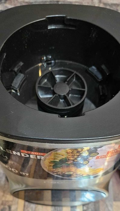 Блендер стационарный Reoka RKSB-D1801