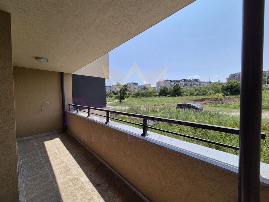 Продава се Тристаен апартамент в Бургас, Меден рудник - зона Д - 131 кв.м за 563 €/кв.м - Снимка #10