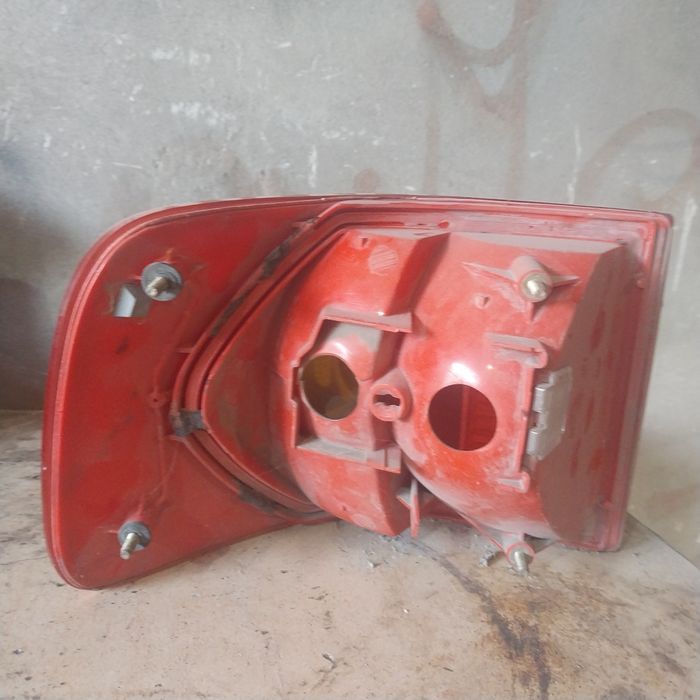 Запчасти б/ у на автомобиль