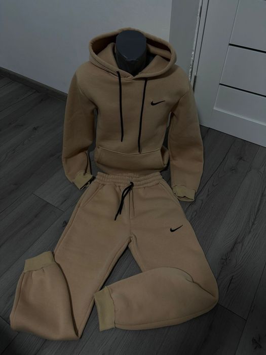 Trening Nike bărbați!