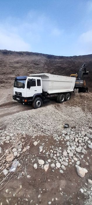 Man samasval  sotiladi