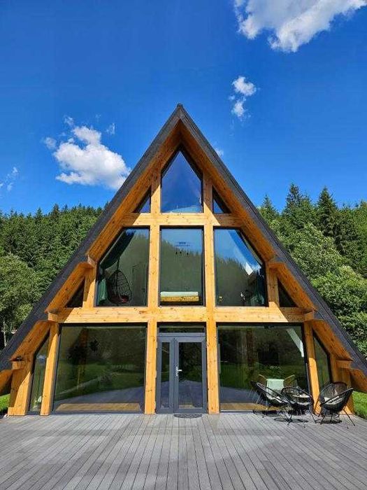 Cabane din lemn A-FRAME