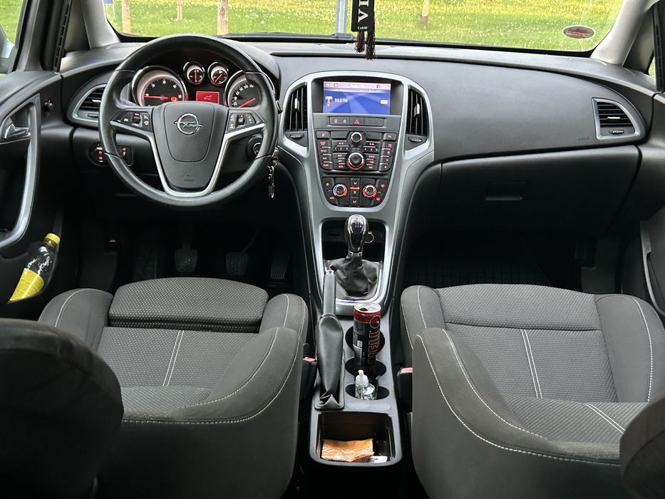 OPEL Astra 2013 — imagine 3