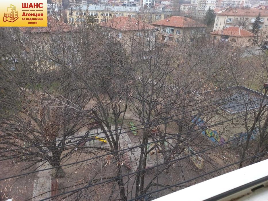 Продава се Тристаен апартамент в Плевен, Идеален център - 95 кв.м за 1148 €/кв.м - Снимка #13