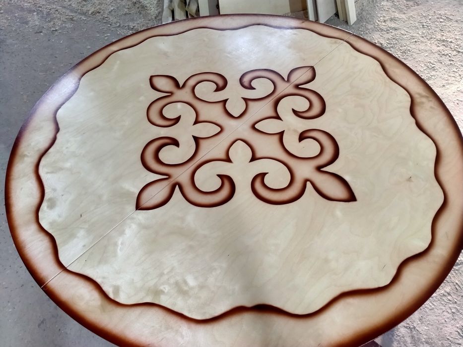 Столы овальные и  круглые казахские