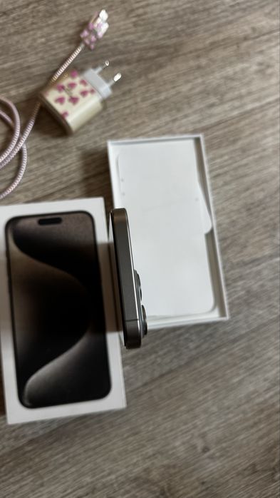 Продам Iphone 15 pro max 256gb