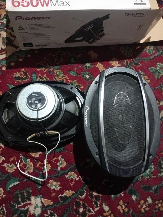 Pioner qalōnka sotiladi 550000