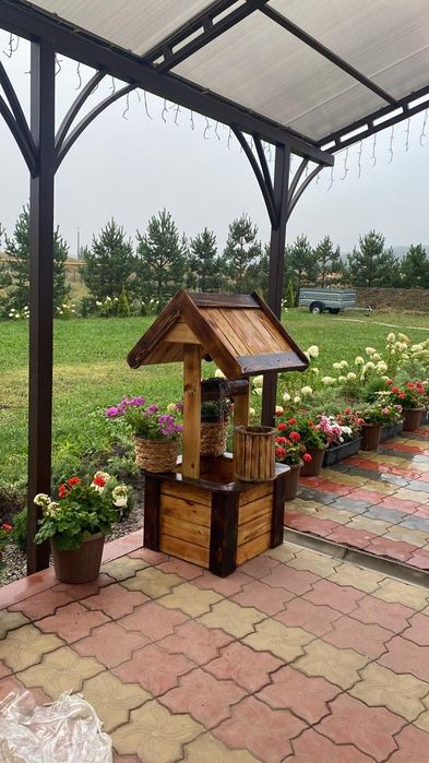 Колодец садовый декор