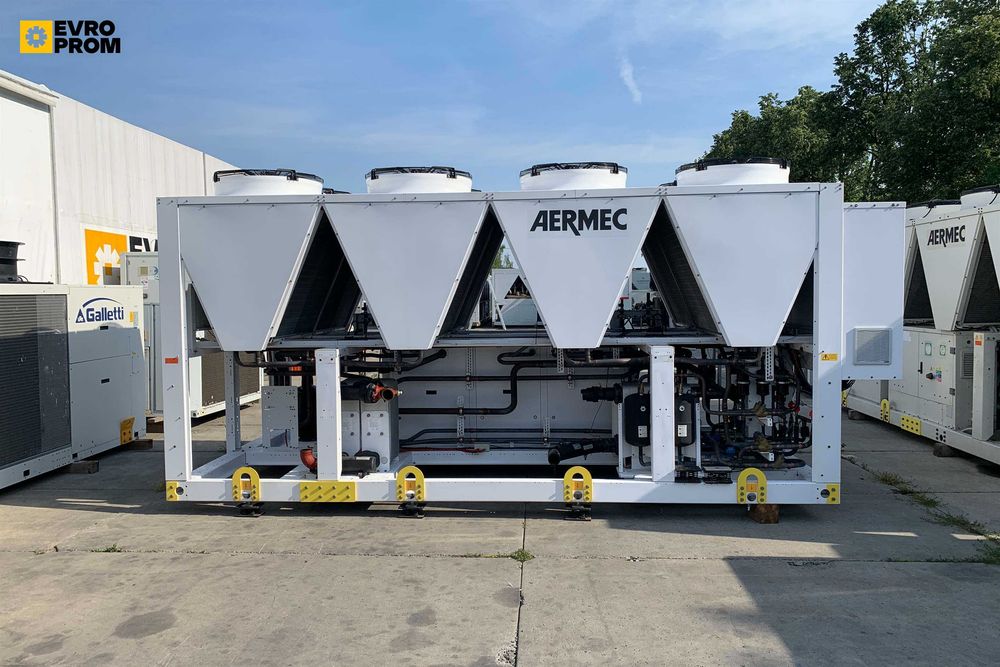 Chiller/Pompă de căldură răcit cu aer AERMEC NPG1200A4 – 349.6 kW/363.1 kW | chiller 200 kw pret | Outlet