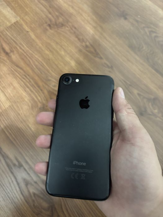 Продаю Iphone 7, состояние хорошее