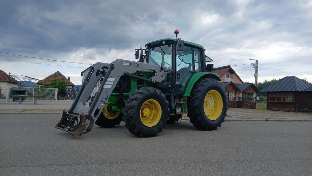 Tractor Jhon Deere cu incarcator  6130 anul 2010