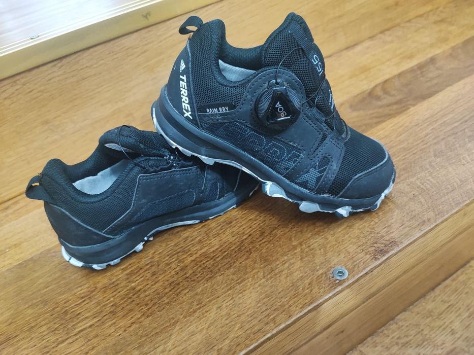 Adidas 28 boa terrex goretex baieti nu Nike skechers geox puma