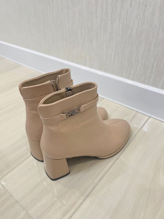 Женские полусапоги 38 размер