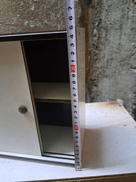 Голяма стенна аптечка