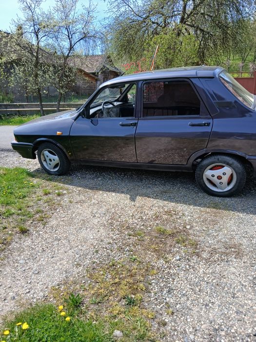 Vand dacia 1310 .