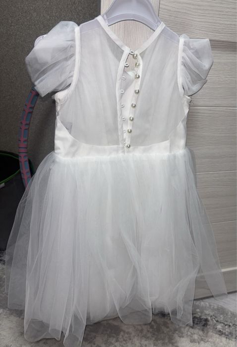 Нарядное платье для девочки