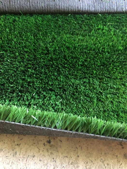 Искусствений газон